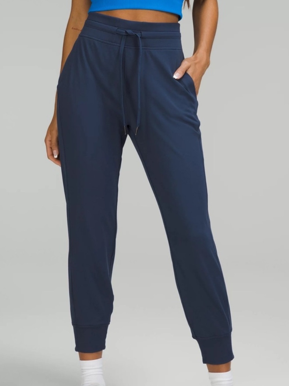 Lululemon Navy Jogger Pants size 2